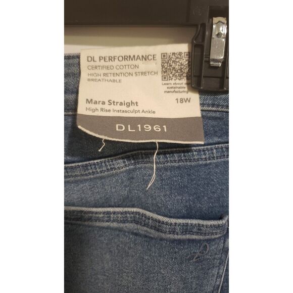 DL1961 Mara Straight High Rise Instasculpt Ankle-Dark Riviera Frayed Size18W NWT - Picture 5 of 9